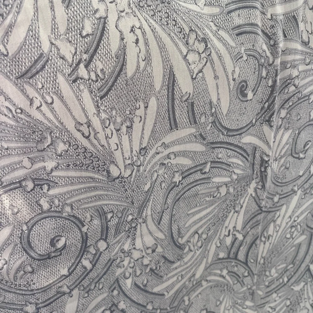 A pair of standard Yves Delorme pillow shams.